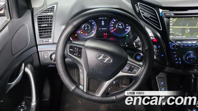 Hyundai i40 2016 — фото 13