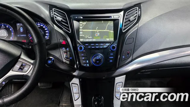 Hyundai i40 2016 — фото 14