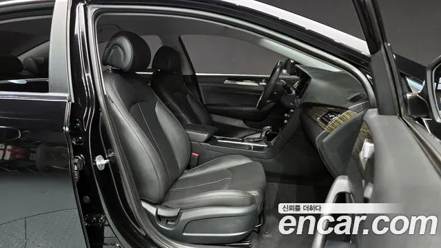 Hyundai Sonata 2016 — фото 10