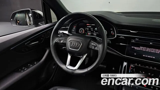 Audi Q7 2022 — фото 13