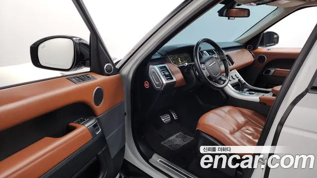 Land Rover Range Rover Sport 2016 — фото 10