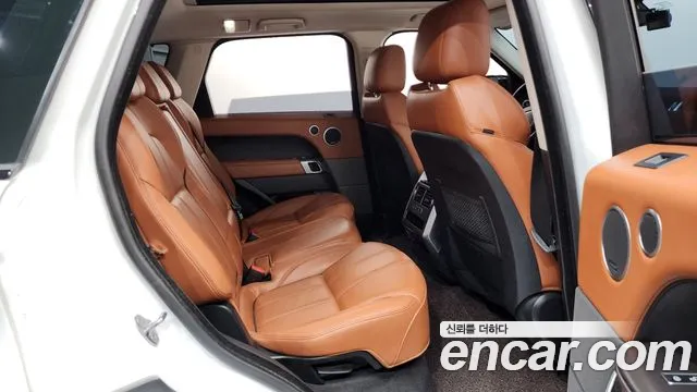 Land Rover Range Rover Sport 2016 — фото 12