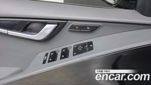 Kia Niro 2023 — фото 12