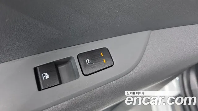 Kia Niro 2023 — фото 18