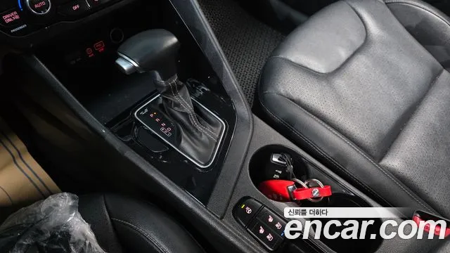Kia Niro 2018 — фото 9