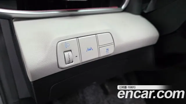 Hyundai AVANTE 2021 — фото 16