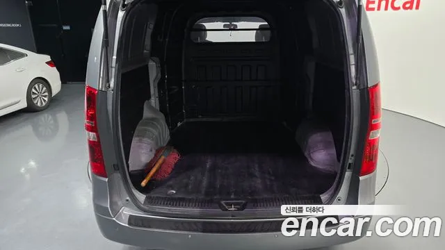 Hyundai Starex 2015 — фото 20