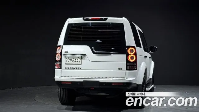 Land Rover Discovery 2015 — фото 4