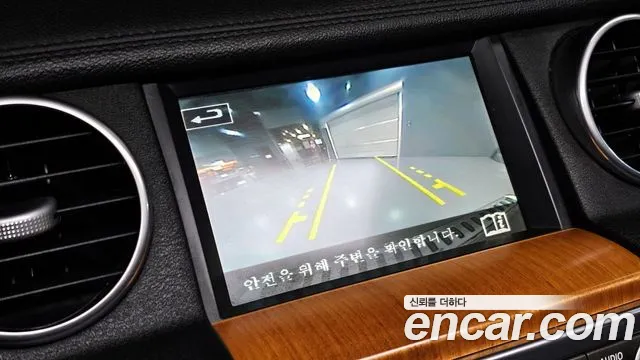 Land Rover Discovery 2015 — фото 16