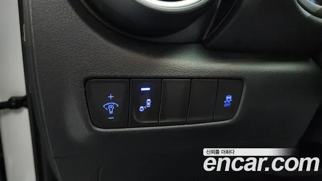 Hyundai Kona 2018 — фото 14