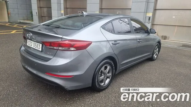 Hyundai AVANTE 2017 — фото 5