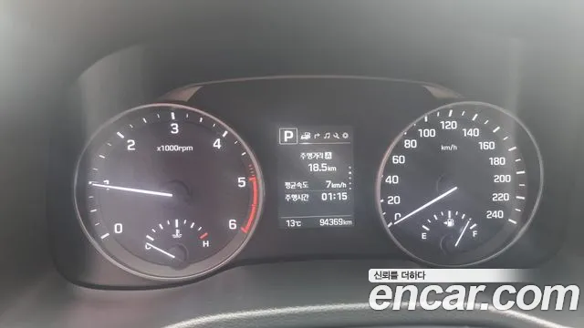 Hyundai AVANTE 2017 — фото 11