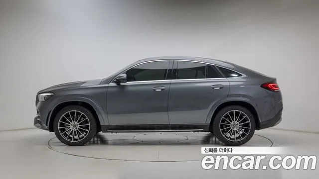 Mercedes-Benz GLE-Class 2022 — фото 7