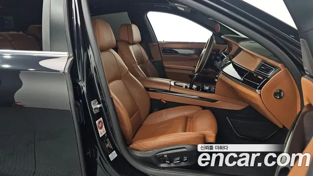 BMW 7-Series 2015 — фото 10