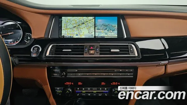 BMW 7-Series 2015 — фото 14