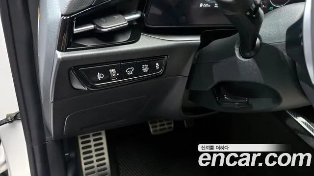 Kia Niro 2023 — фото 16