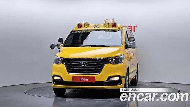 Hyundai Starex 2019 — фото 3