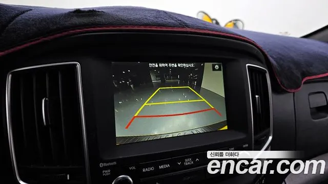 Hyundai Starex 2019 — фото 15
