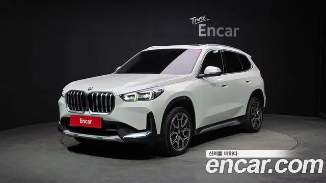 BMW X1 2024 — фото 1