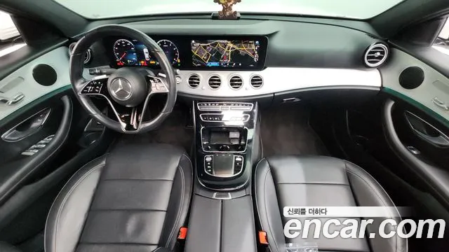 Mercedes-Benz E-Class 2021 — фото 6
