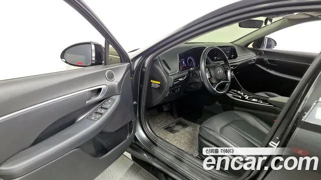 Hyundai Sonata 2020 — фото 10