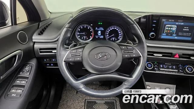 Hyundai Sonata 2020 — фото 13
