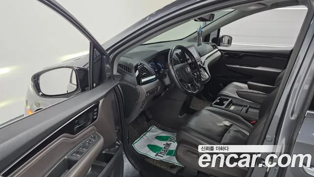 Honda Odyssey 2019 — фото 11
