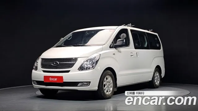 Hyundai Starex 2015 — фото 1