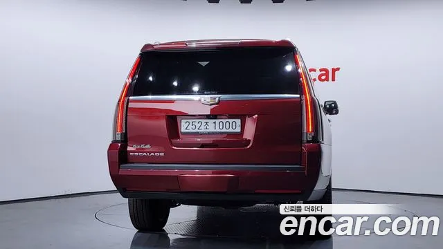Cadillac Escalade 2017 — фото 4