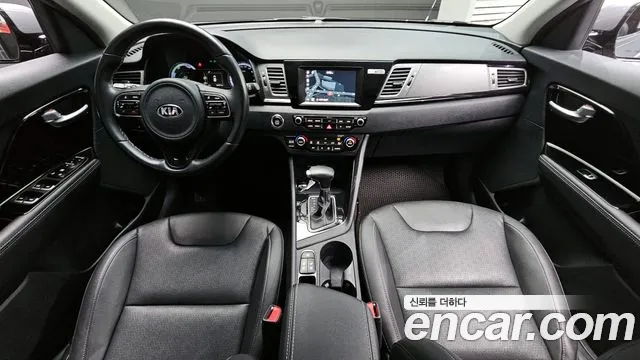 Kia Niro 2018 — фото 7