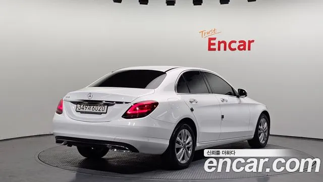 Mercedes-Benz C-Class 2020 — фото 2