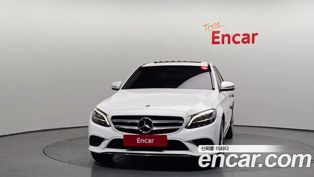Mercedes-Benz C-Class 2020 — фото 3