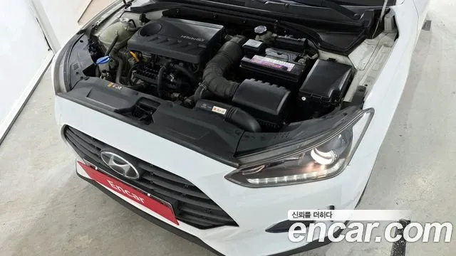 Hyundai Veloster 2018 — фото 6