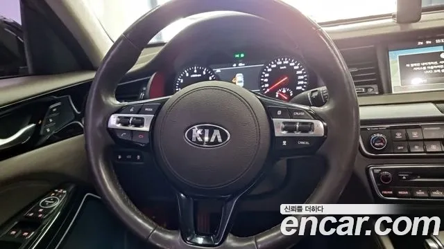 Kia K7 2016 — фото 13