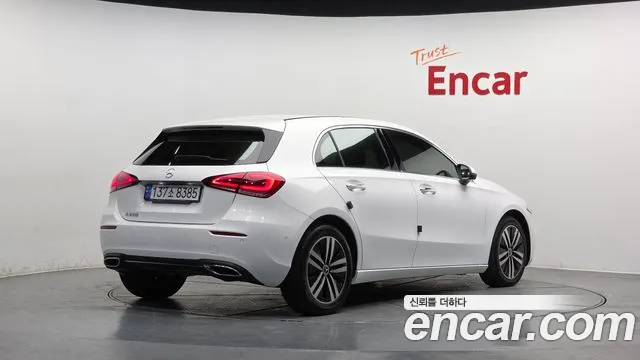 Mercedes-Benz A-Class 2021 — фото 2
