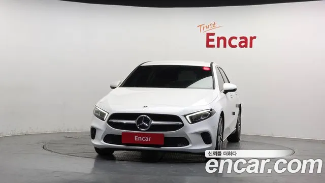 Mercedes-Benz A-Class 2021 — фото 3