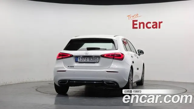 Mercedes-Benz A-Class 2021 — фото 4