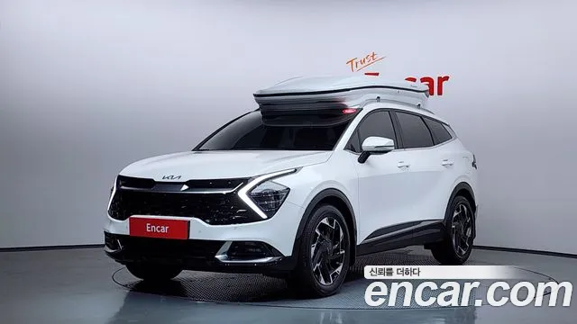 Kia Sportage 2023 — фото 1