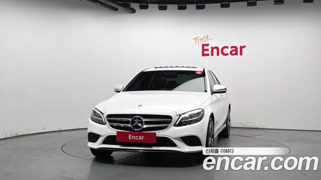 Mercedes-Benz C-Class 2020 — фото 3
