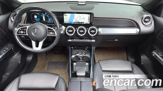 Mercedes-Benz GLB-Class 2021 — фото 7