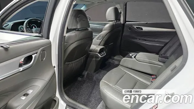 Hyundai Grandeur 2020 — фото 12