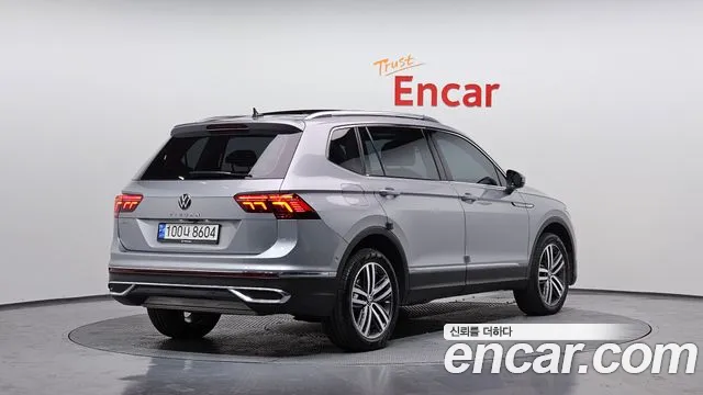 Volkswagen Tiguan 2022 — фото 2