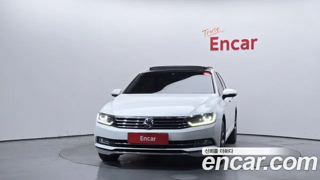 Volkswagen Passat 2018 — фото 3