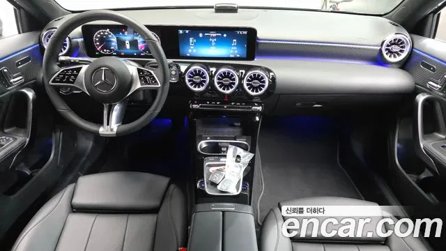 Mercedes-Benz A-Class 2025 — фото 6