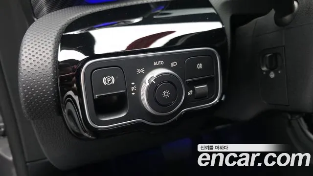 Mercedes-Benz A-Class 2025 — фото 17
