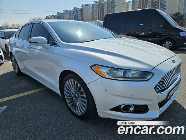 Ford Fusion 2013 — фото 11
