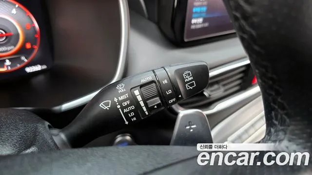 Hyundai Santafe 2021 — фото 18