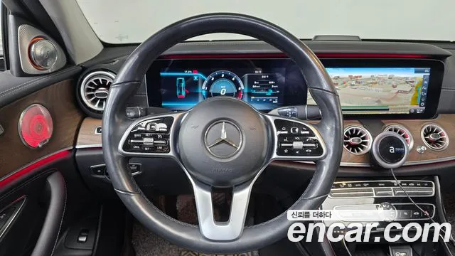 Mercedes-Benz E-Class 2019 — фото 13