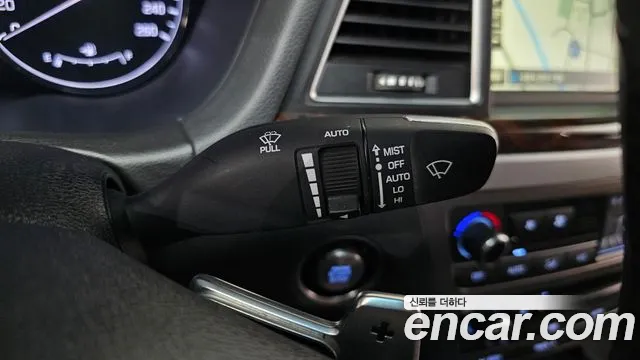 Hyundai Genesis 2015 — фото 16