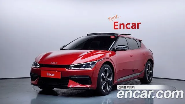 Kia EV6 2022 — фото 1